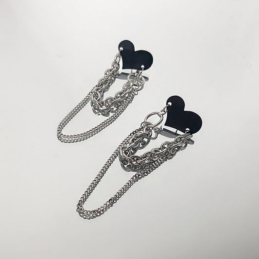 Black Heart-shaped Peach Heart Stud Earrings