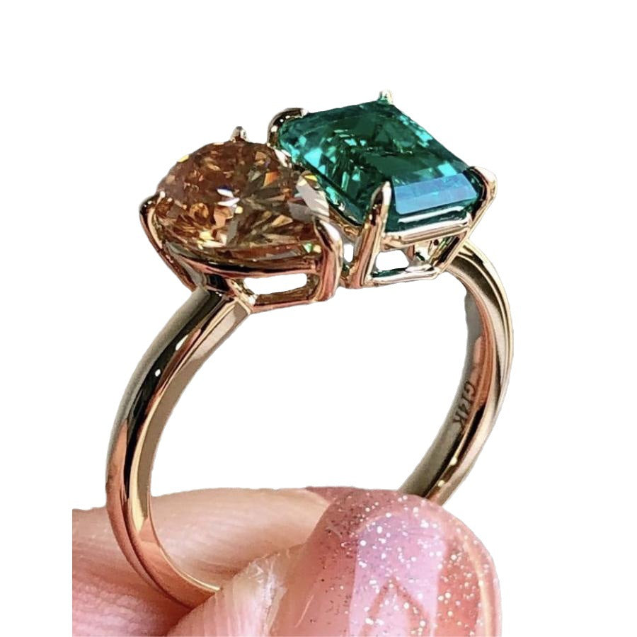 Fashion Jewelry Creative Double Main Stone Lady Green Yellow Zircon Square Stone Ring Female Luxury Crystal Engagement Ring Classic Gold Color Wedding Rings For Women Minimalist Bands
